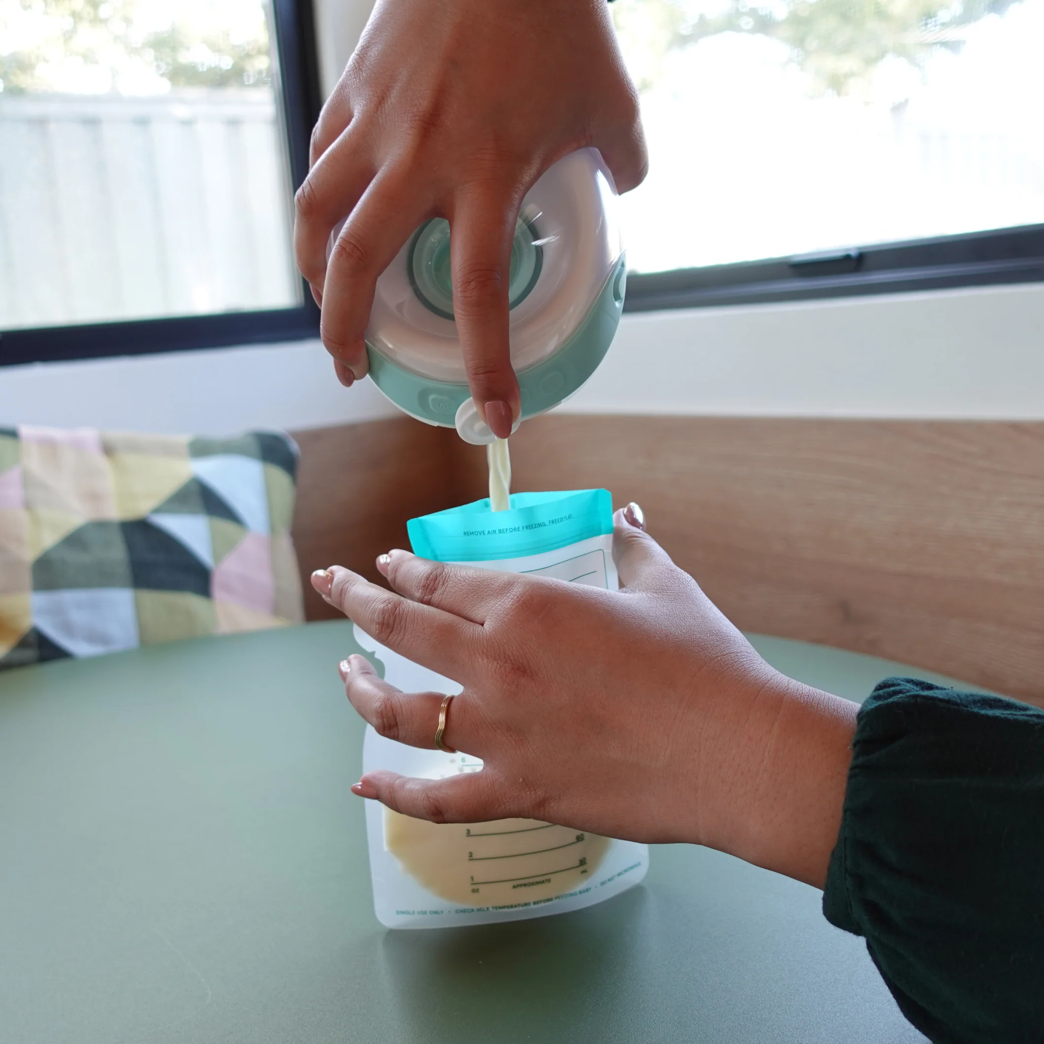 Breast Milk Storage Bags (8 oz, 100-pack) - Image 5