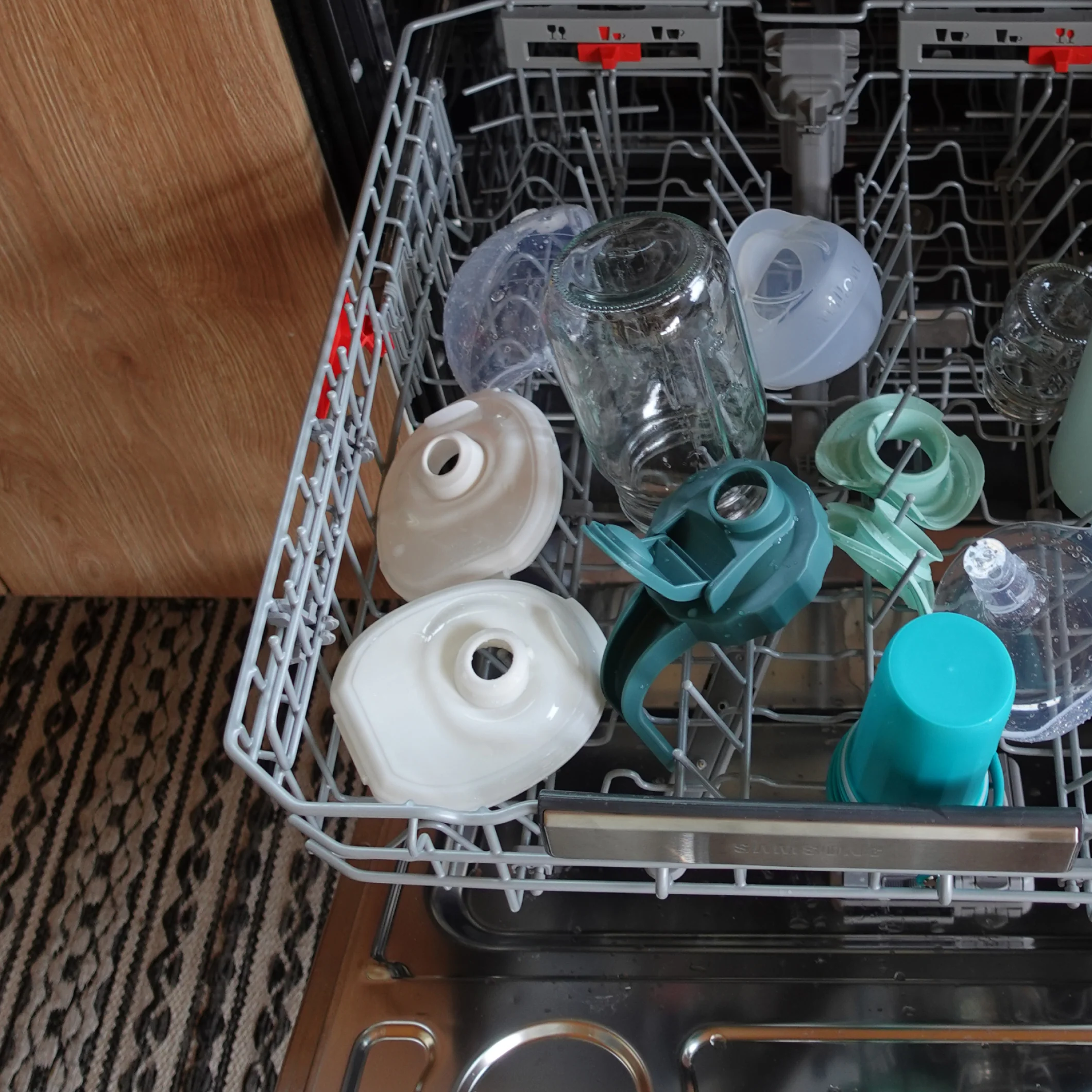 Glass Breast Milk Pitcher (32 oz) - Image 10